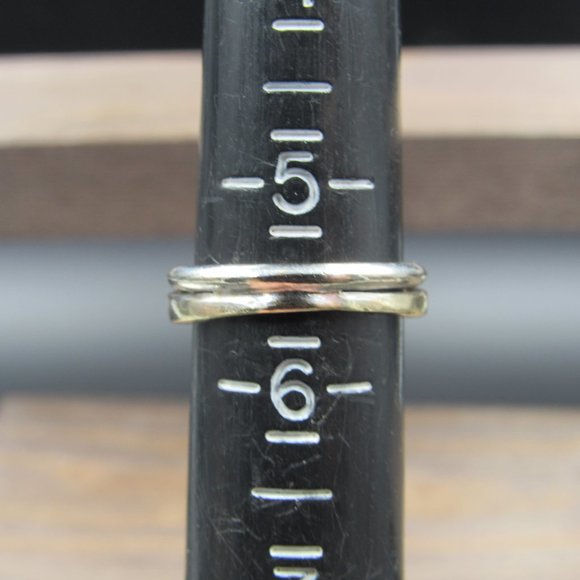 Size 5.5 14k Gold 1.05 Total Carat Diamond Ring - Picture 6 of 8